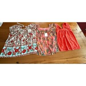 Lauren Conrad Women’s Size Medium Top Lot Of 3 Floral Feminine New